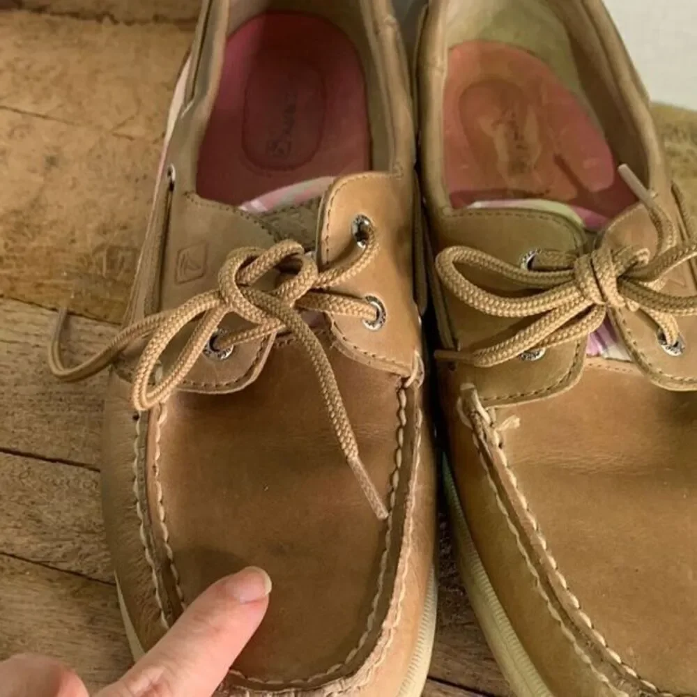 Sperry‎ brown leather boat shoes. Pink plaid slip on loafers